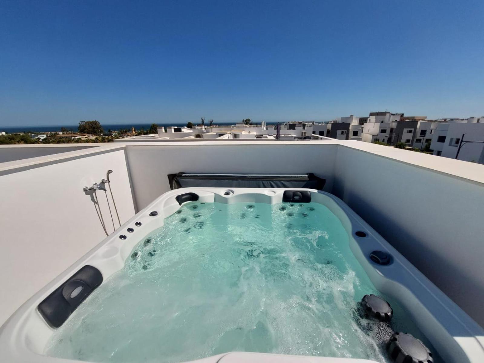 Miradores Del Sol By Mar Holidays Apartamento Estepona
